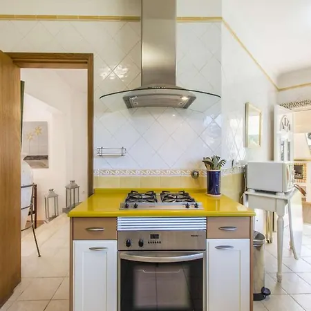 Deluxe Vilamoura Villa Oceanica 3 Bedrooms Great Pool Area Perfect For Families Villa Quarteira