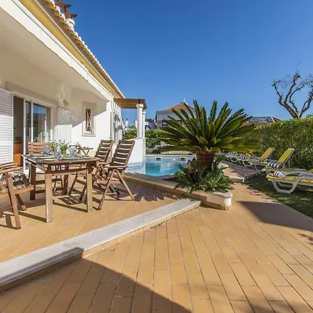 Deluxe Vilamoura Villa Oceanica 3 Bedrooms Great Pool Area Perfect For Families * Quarteira