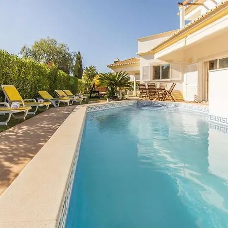 Villa Deluxe Vilamoura Villa Oceanica 3 Bedrooms Great Pool Area Perfect For Families