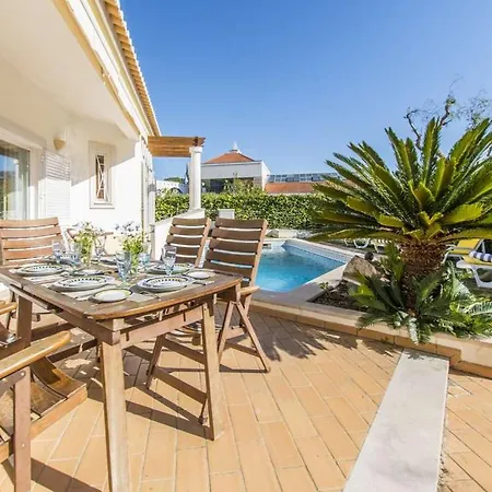 Deluxe Vilamoura Villa Oceanica 3 Bedrooms Great Pool Area Perfect For Families