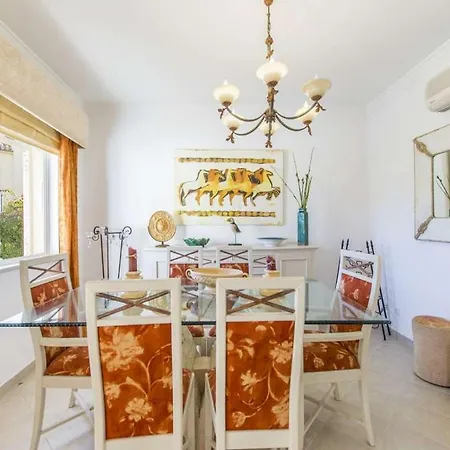 Villa Deluxe Vilamoura Villa Oceanica 3 Bedrooms Great Pool Area Perfect For Families
